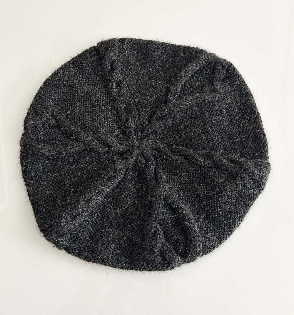 Alpaca‎ International 100% Baby Alpaca Gray Cable Knit Beret